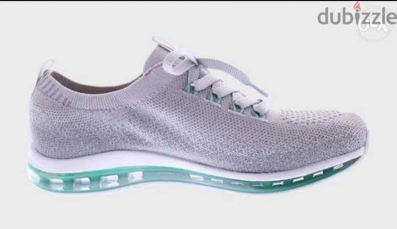 Size 37 Skecher women original with Box and Tags جديد بالكرتونة سكتشر 7