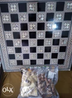 لوحة شطرنج صدف مقاس 40 سم × 40سم 0