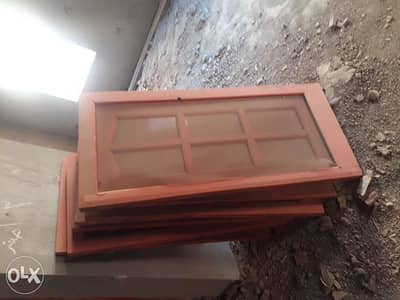 ضلف شيش وزجاج من غير حلوق