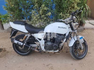 suzuki gsxr 750cc سوزوكي ٧٥٠