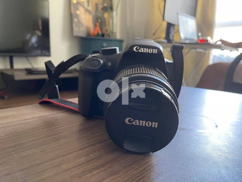 camera canon 1200D 1
