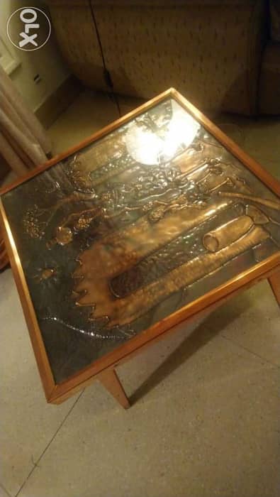 Coffee table with lovely carving and in fantastic condition antique vi 2