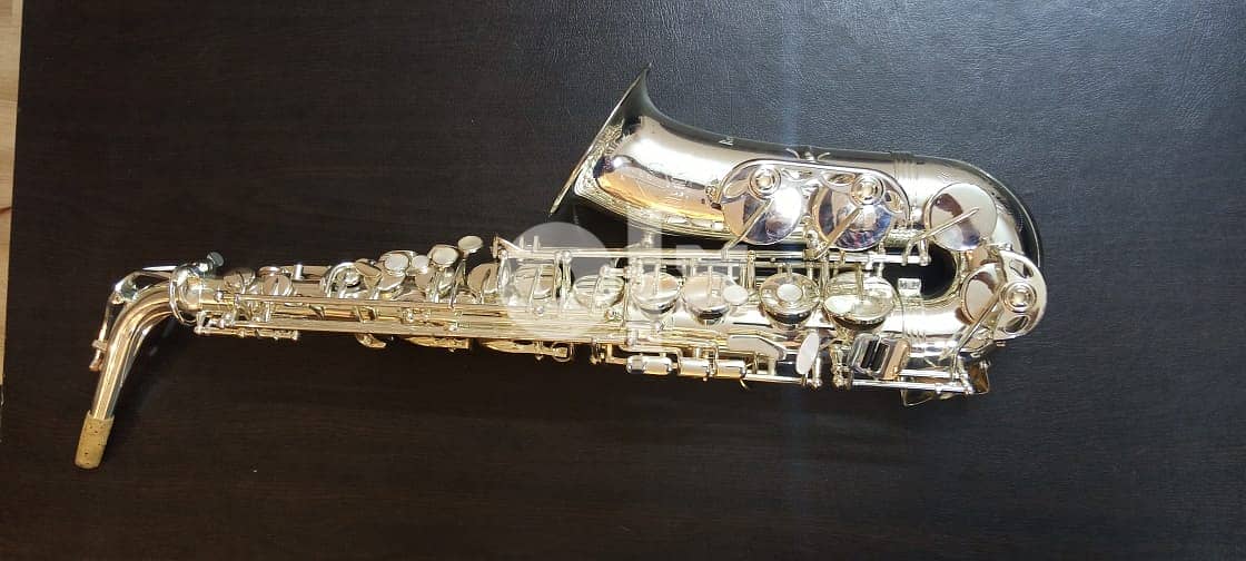 saxophone alto original professional used USA made ساكسفون ألتو امريكي 8