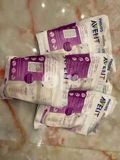 Philips Avent breast milk storage bags