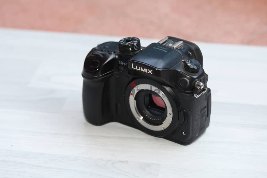 Panasonic LUMIX GH4 4K Camera 1