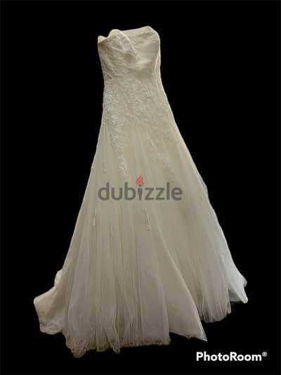 Pronovias Wedding Dress