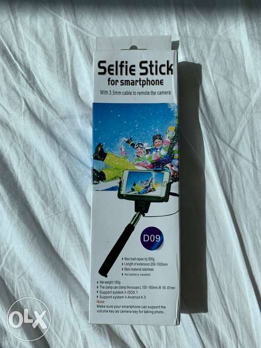 Selfie Stick for smartphones with 3.5 mm cable to remote it عصا سيلفى 4