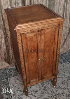 دولاب جرامافون من الخشب الأرو Antique Gramophone Cabinet