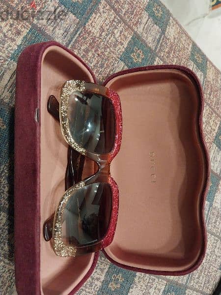 used original Gucci women sunglasses for sale 0