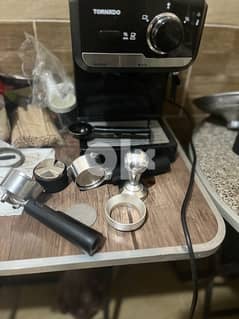 ماكينة قهوة اسبرسو تورنيدو  TCM11415 + بورتافيلتر مكشوف وملحقاته 0