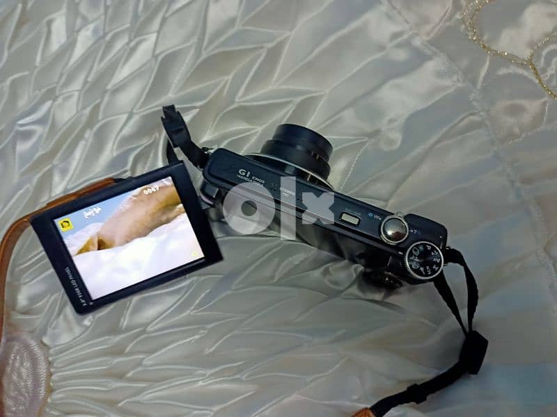 كاميرا BenQ full hd 1080p 4.6 optical zooms lens ومعاها بطارية 1