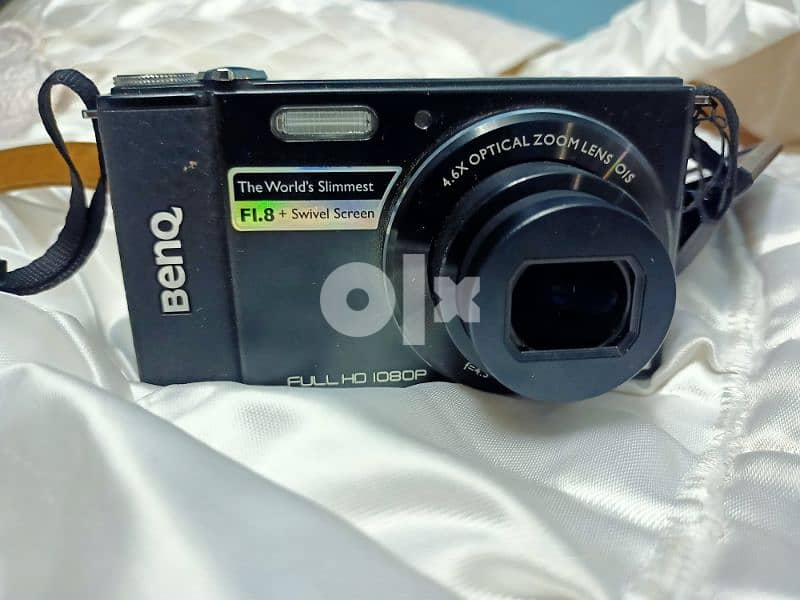 كاميرا BenQ full hd 1080p 4.6 optical zooms lens ومعاها بطارية 2