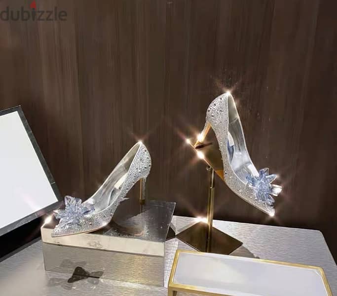cinderella shoes for wedding and engagement حذاء حريمي سندريلا مقاس ٣٨ 4