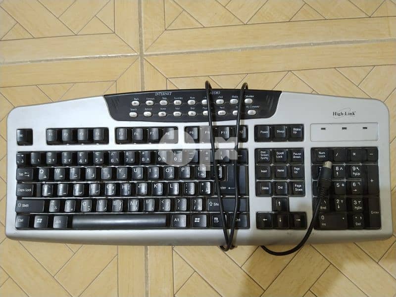 كيبوردات للبيع -  Keyboards for Sale 3