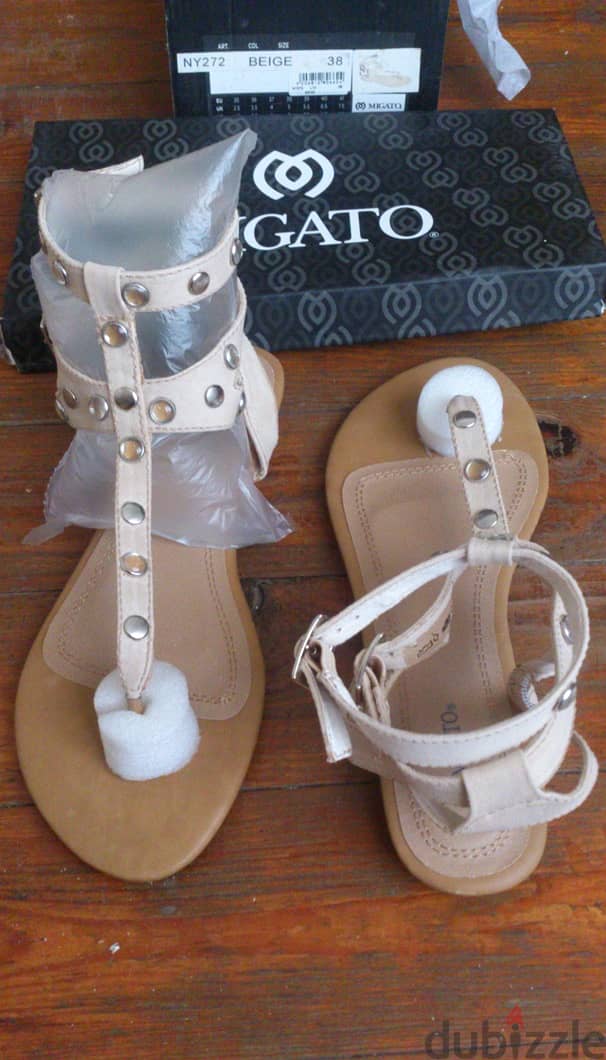 Migato Sandals (white) size 38  -  Migato Sandals (beige) size 38 9