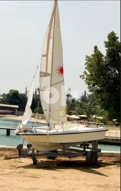 مركب فايبر شراع وموتور - Sailing Boat