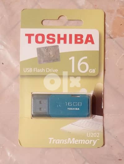 فلاشة ميمورى 16 GB توشيبا يابانى