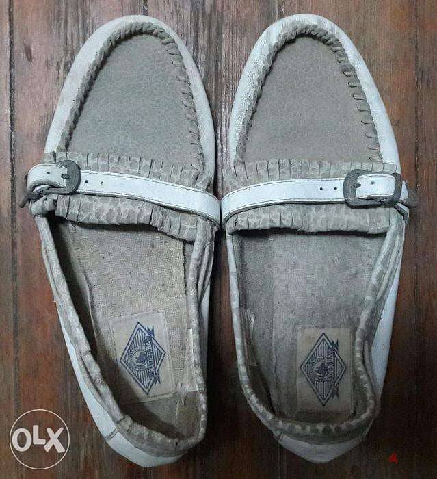 حذاء جلد طبيعى صناعه تايوان 0