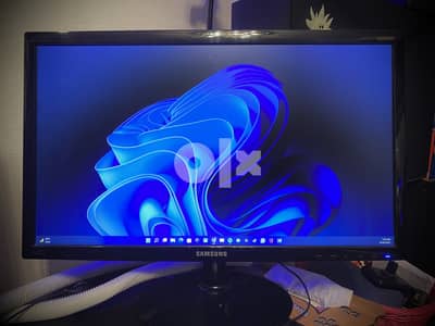 SAMSUNG S22D300HY 1MS 1920*1080 FULL HD PANEL for gaming and work