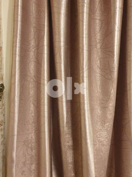 thick curtain 2