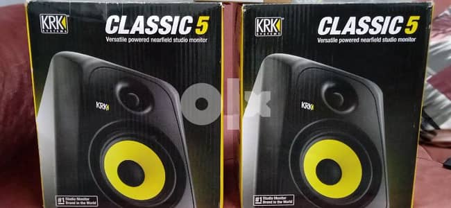 سماعات krk classic 5 انش لم يتم الاستعمال