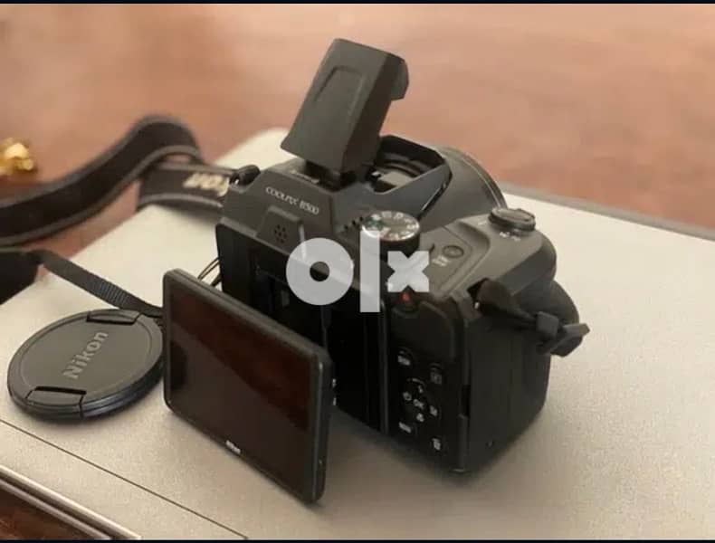 camera  Nikon be 500 10