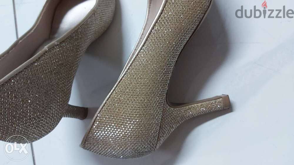 Golden comfort plus heels 2