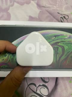 charger iphone xs max 0