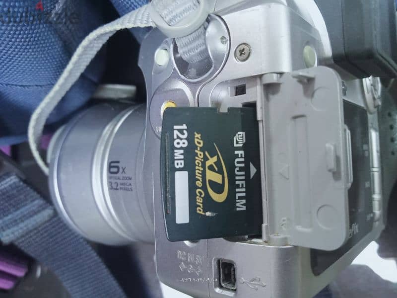 كاميرا  " فوجي فاين بكس" ياباني 3