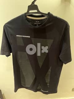 armani exchange tshirt XS