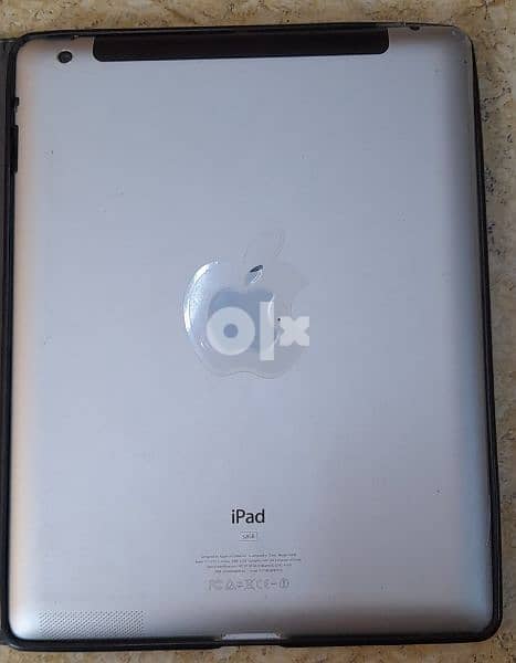 - Apple iPad 4