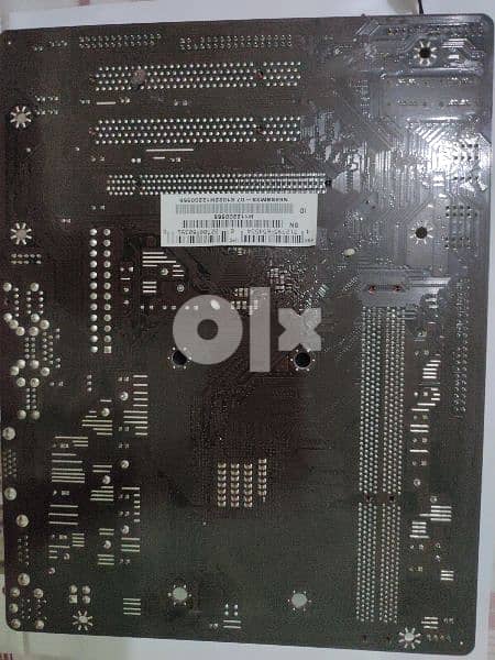 Biostar N6953+ Socket AM3 Motherboard with CPU (AMD Sempron) 1