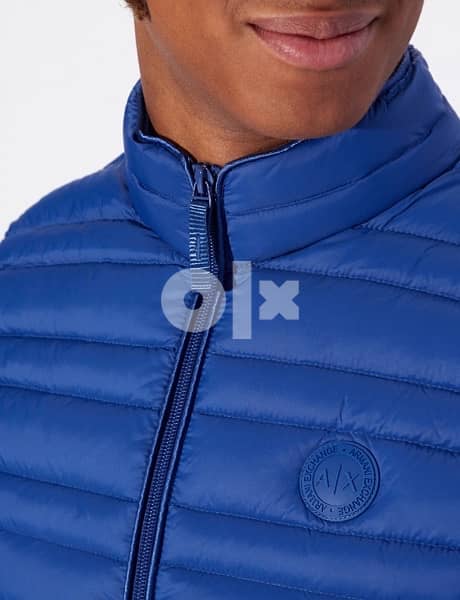 armani Sleeveless jacket size medium 1