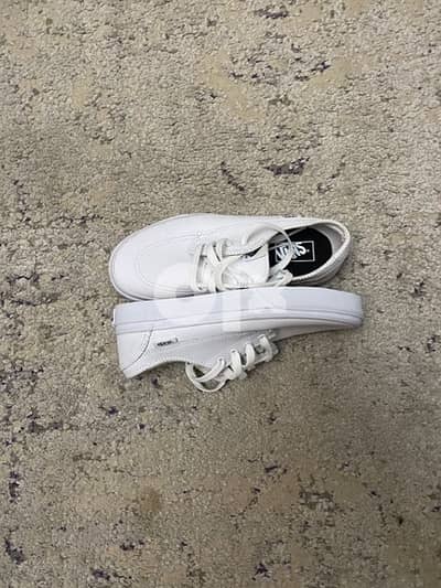 white VANS shoes Size(34)
