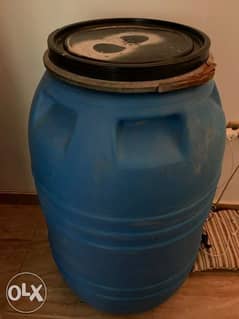 للبيع برميل مستورد للماء ومتعدد الاستخدام / Barrel 0