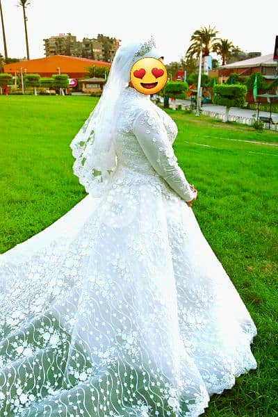 فستان زفاف للايجار 2