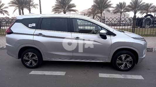 للايجار الشهرى سيارة عائلية ٧ مقاعد اتوماتيك
