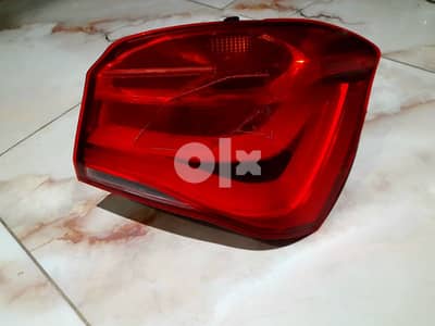 فانوس الرفرف اوريجنال f20  bmw