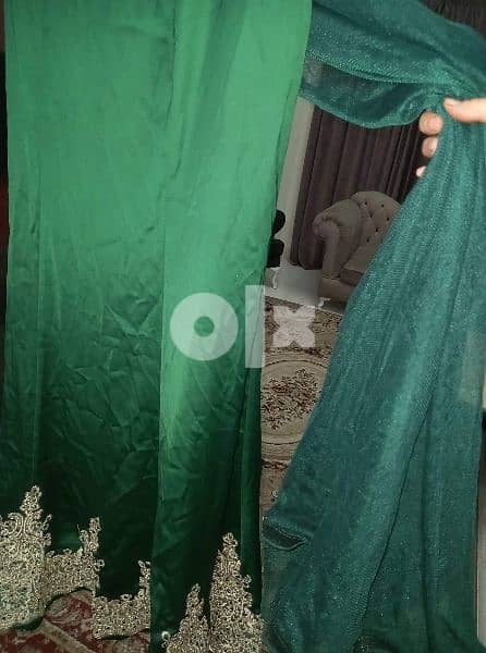 فستان سواريه اخضر 2