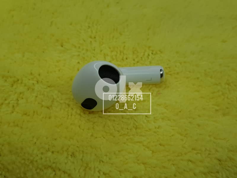 Left side ear Airpods 3 فرده واحده بس شمال للبيع فقط 2