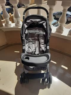 للبيع Mothercare stroller خفيفه كالجديد السعر غير قابل للتفاوض