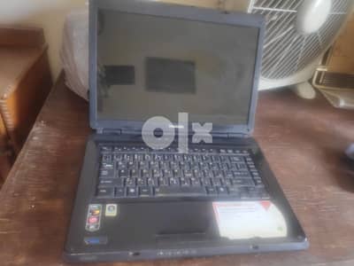 لابتوب توشيبا ستالايت به عطل في دائره الباور لهواه الإصلاح