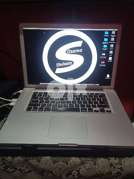 Mac Apple Book Pro 8