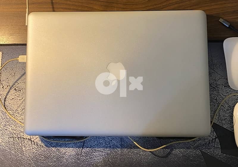 MacBook Pro 15’ للبيع 2