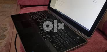 laptop dell  core i7 screen 15 fuil keyboard  hard  128 ssd  ram 8G. B 0