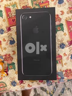 iPhone 7 - 128GB black ايفون ٧ - ١٢٨ جيجا اسود
