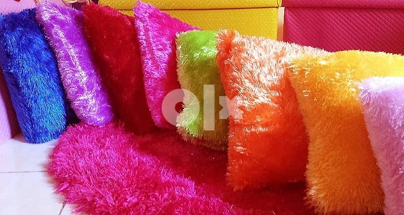 Soft cushions velvet and shaggy cover fiber included مخدات خامات ناعمة 1