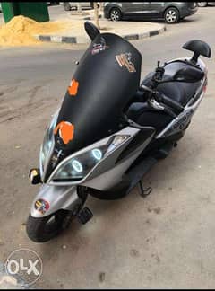 Scooter kymco downtown سكوتر كيمكو داون تاون 0