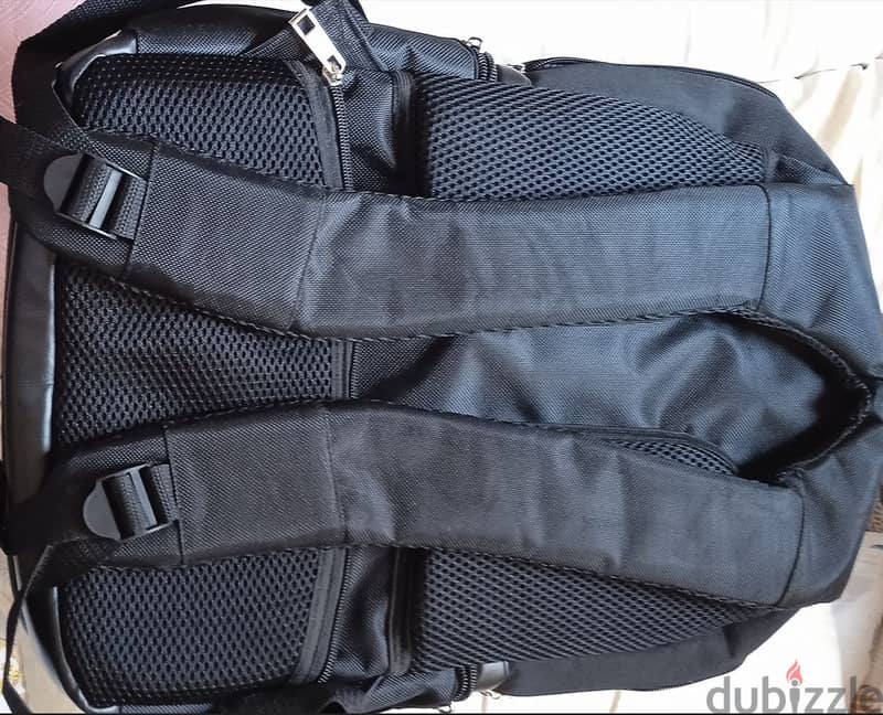 L'avvento Discovery Laptop Backpack 1