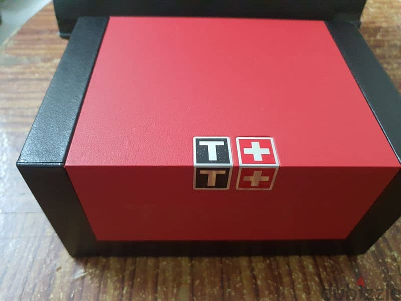 ساعة تيسوت سويسرى اصلي بجميع أوراقها من أيطاليا عدد محدود ثمنها 1250€ 3